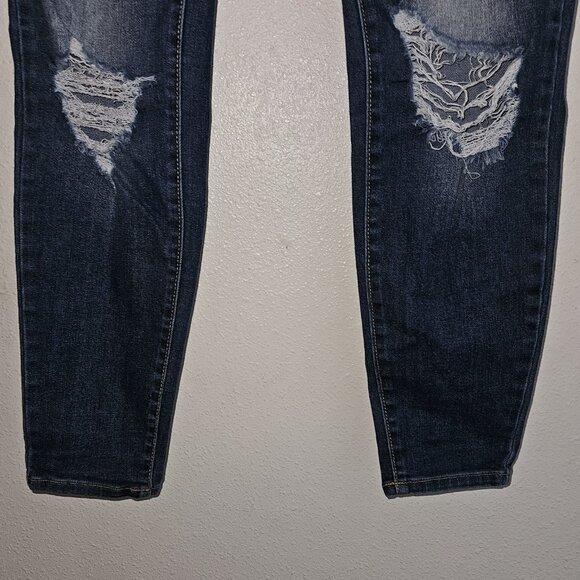 Cello Blue Jeans Distressed Destroyed Juniors Size 5 Skinny Leg - Picture 4 of 12